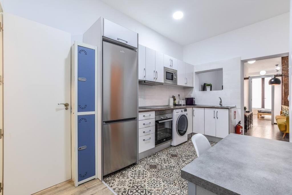 Unique Flat La Latina * Billiard & Darts Apartamento Madri Exterior foto